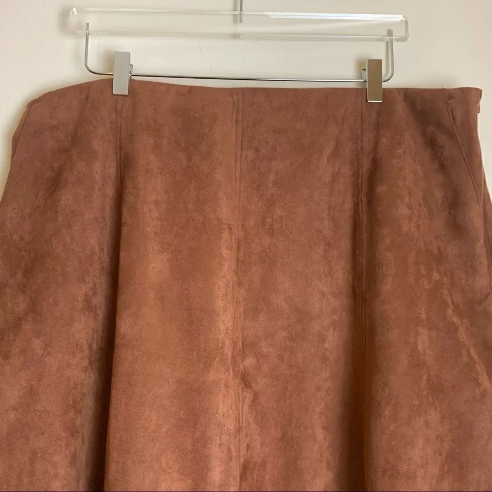 Ulla Popken Faux Suede Seam Detail Stretch Skirt, Gold Brown 20/22